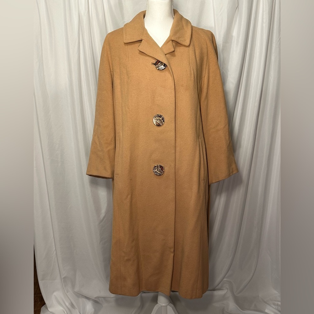 Bellafino Cashmere Coat. Vintage. Great condition. See measurements for sizing.